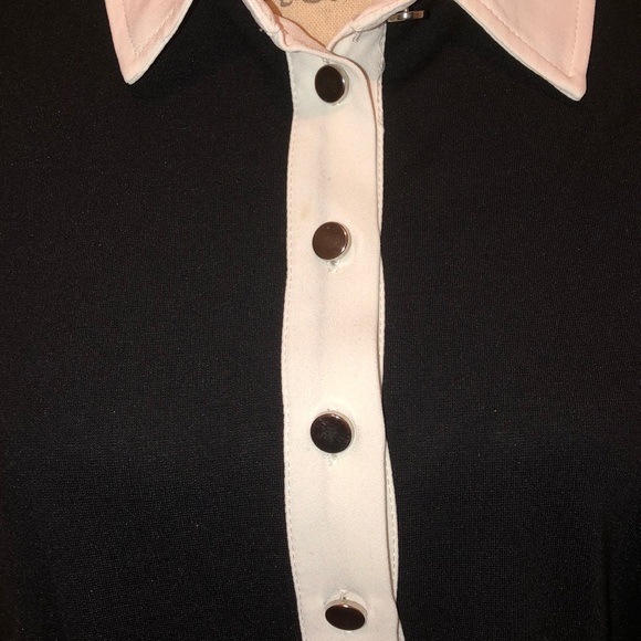 Avenue - Picture 2 of 4